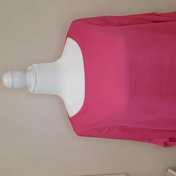 Chaus NWT Size Medium Hot Pink Blouse! 💟💟💟 - Picture 2 of 16